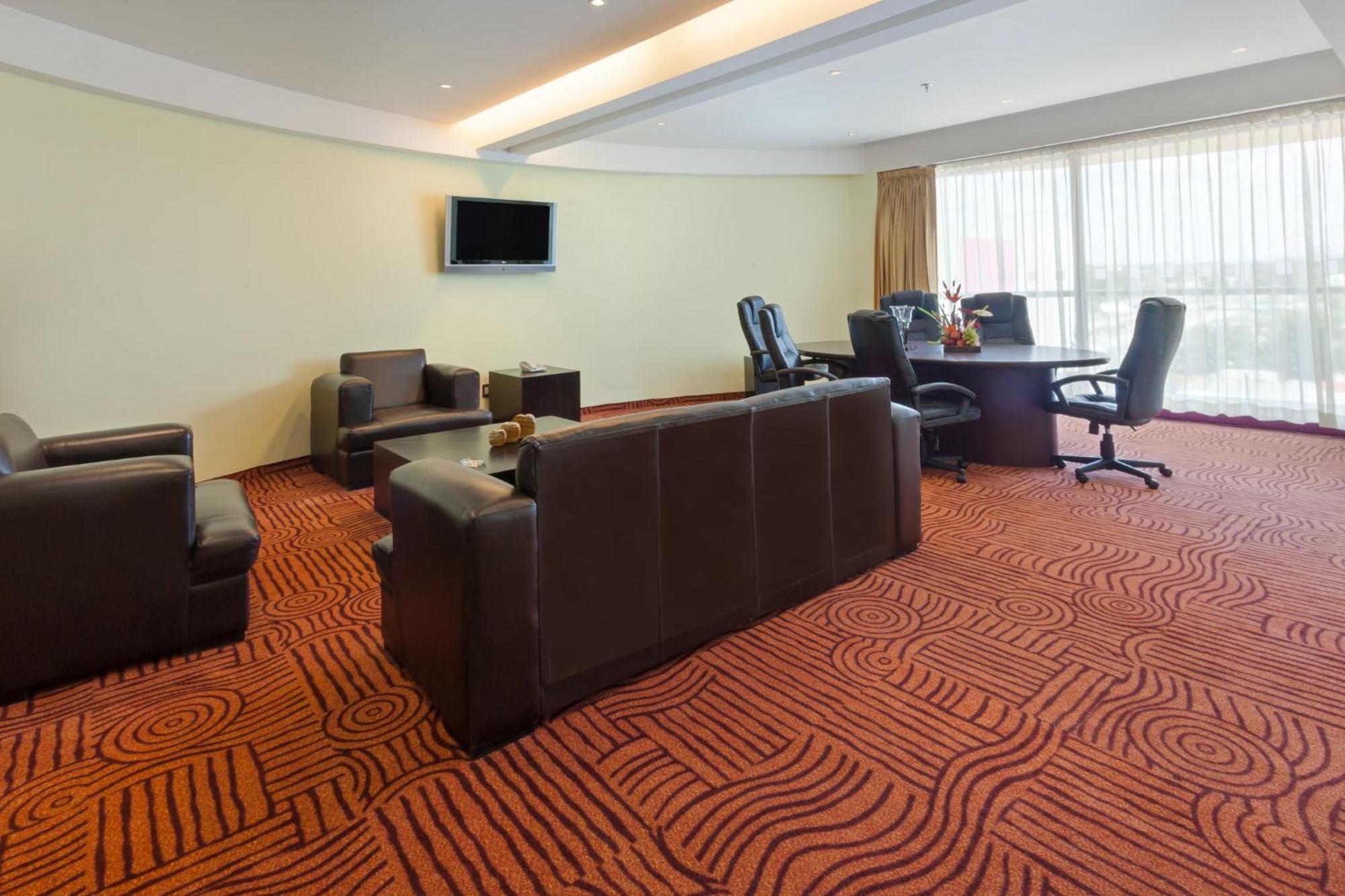 Hotel Finsa By Ihg