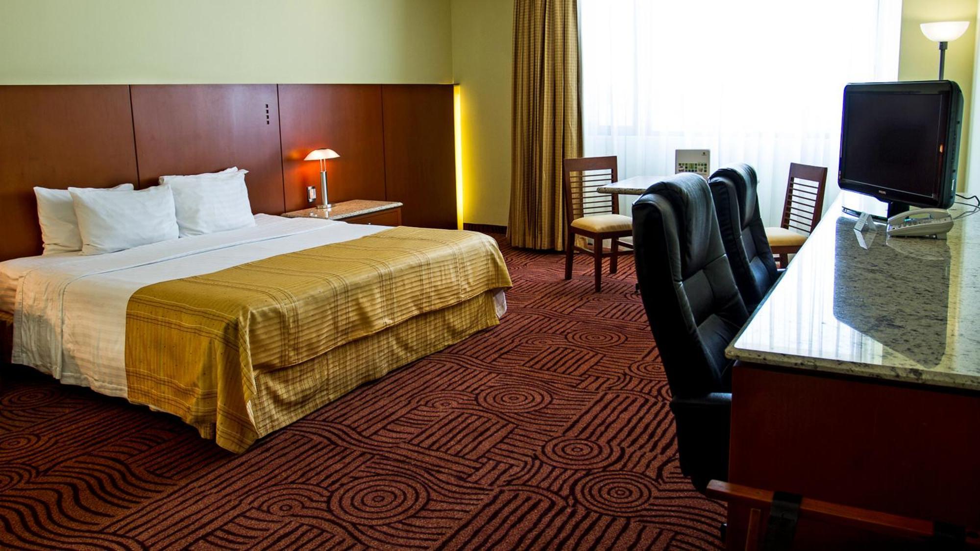 Hotel Finsa By Ihg Puebla