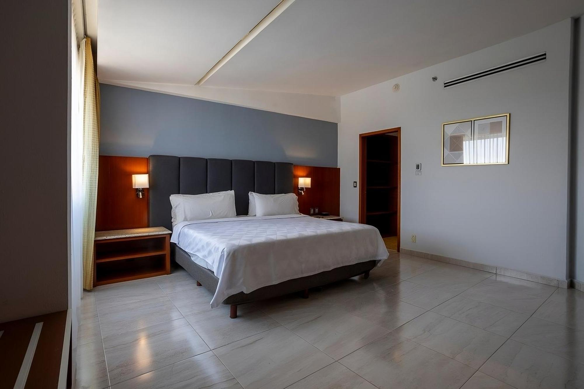 Finsa By Ihg Hotel