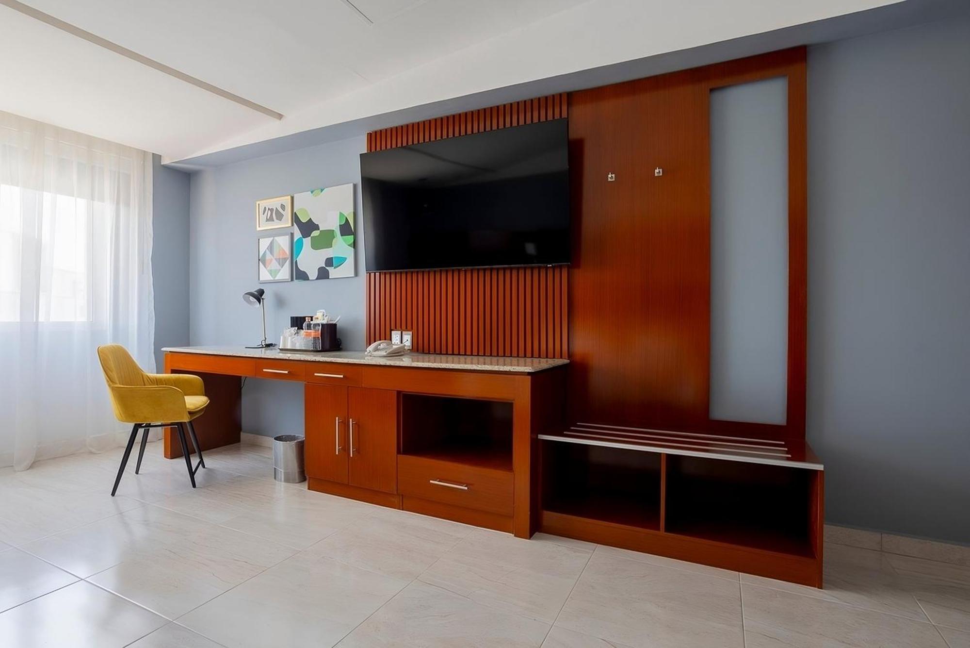 Hotel Finsa By Ihg Puebla